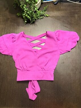 DO+BE Bright Pink Crisscross Tie-Back Crop Top